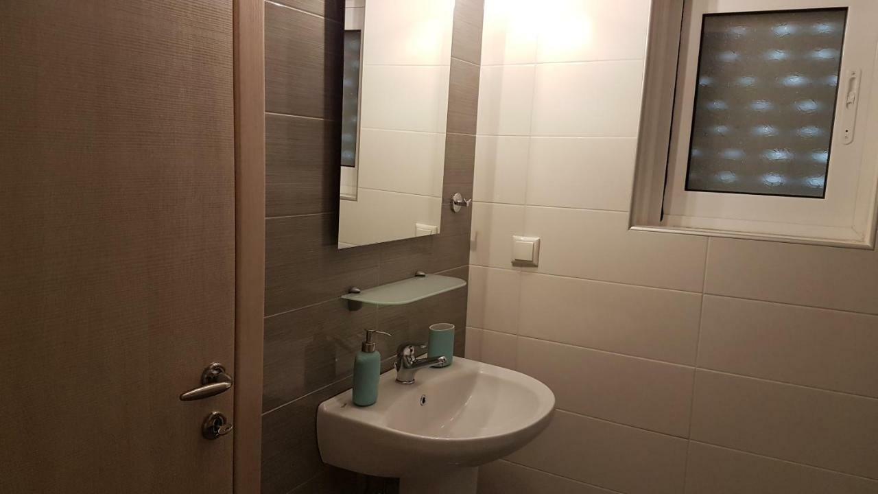 Vito'S Parga View Apartments Экстерьер фото